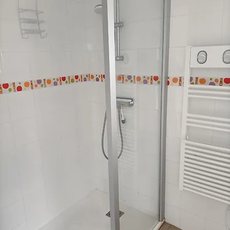 Apartment Agreable Independant Proche